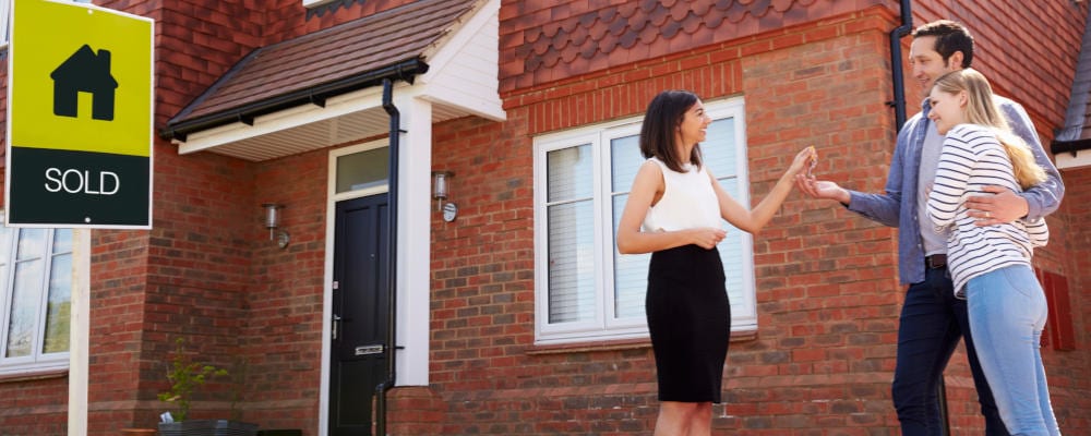 Couple buying a home | Financial Information | Tiger Finance
