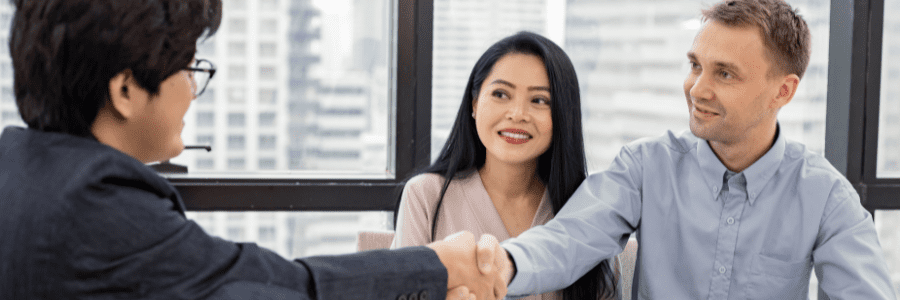 Caveat Loan brokers provide valuable assistance to faster processing of loans.