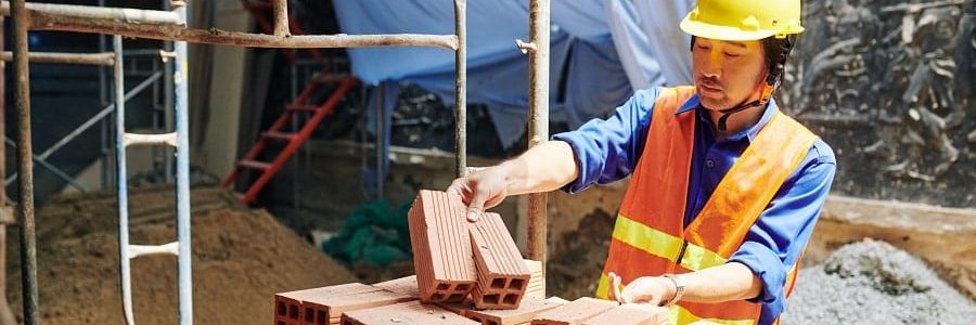 Contractor making renovations on family home | Financial Information | Tiger Finance
